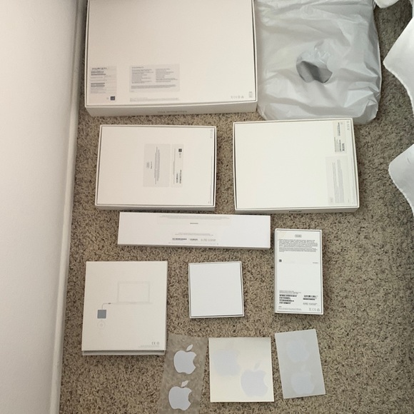 11 Apple empty boxes, 1 bag + 8 stickers - Picture 3 of 5